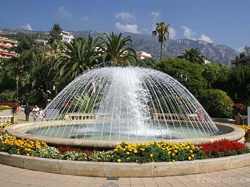Flora Fountains & Amusements